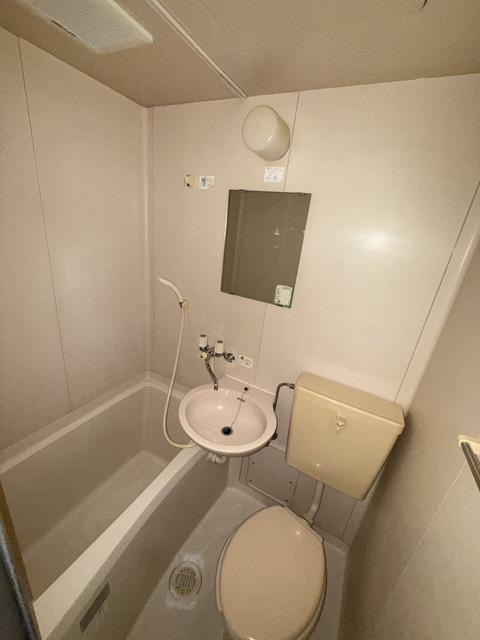 バス・シャワールーム　別号室参考写真となります