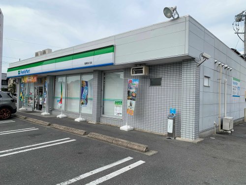 コンビニ　ファミリーマート豊橋吉川店（コンビニ）まで663m
