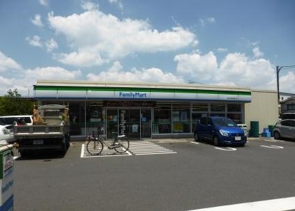 コンビニ　ファミリーマート 桜丘世田谷通り店（コンビニ）まで335m
