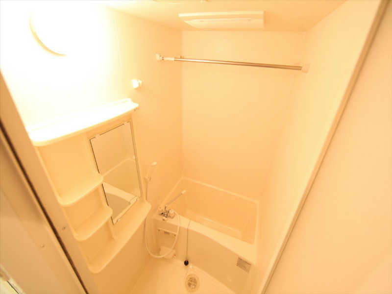 バス・シャワールーム　浴室暖房乾燥機付　24時間換気機能付バスルーム