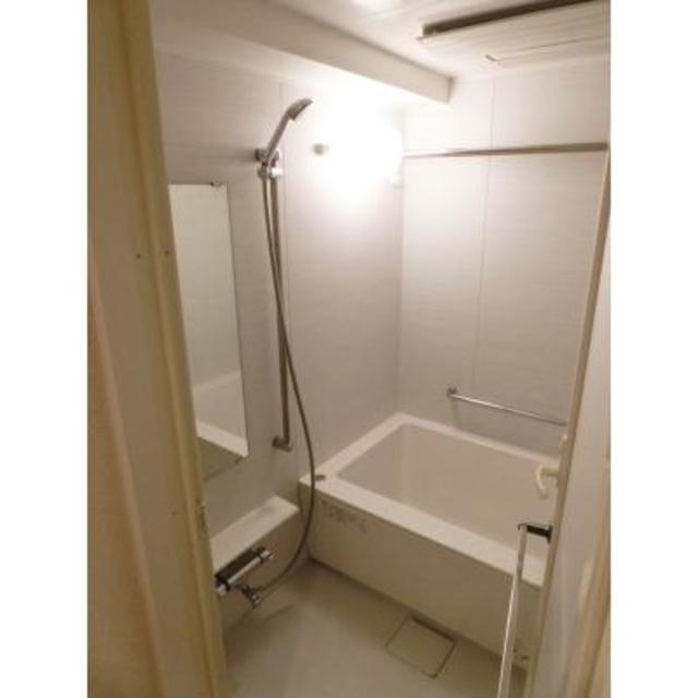 バス・シャワールーム　※写真は同タイプ住戸です。