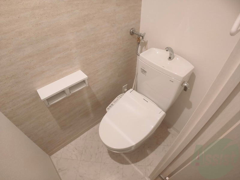 トイレ　ウォシュレットがついたトイレです。安心して使用できますね。