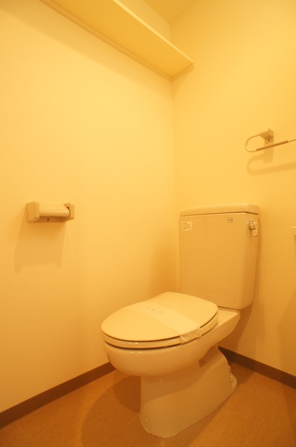 トイレ　人気の洗浄便座付です！清潔感を保てます♪