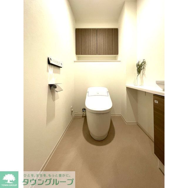 トイレ　家具・家電の備え付けはありません