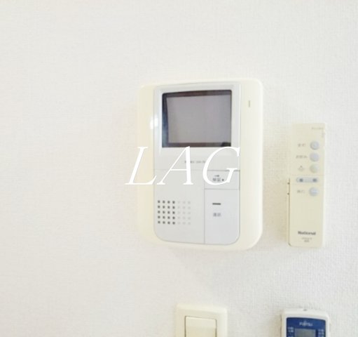 セキュリティ　モニター付きインターホンになります。