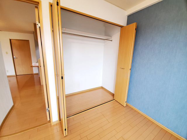 収納　※他室写真～現況優先
