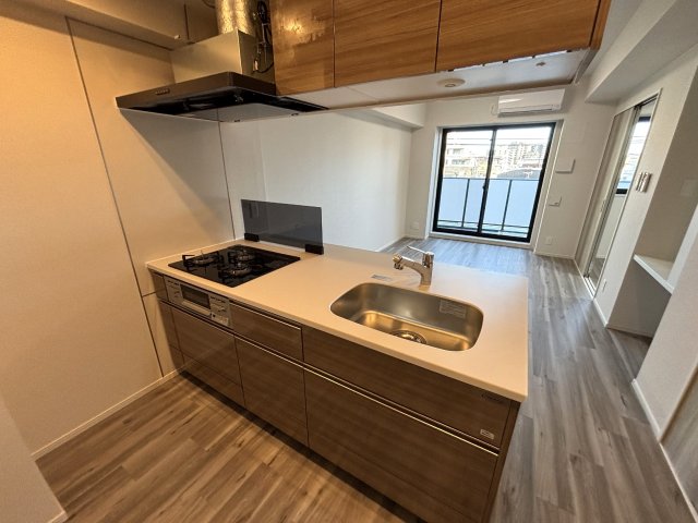 キッチン　カウンター式キッチン