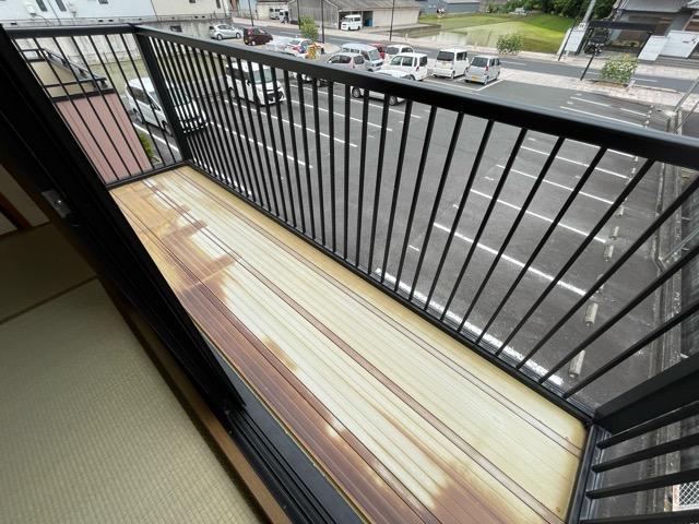 バルコニー