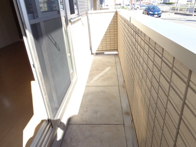 バルコニー　バルコニー