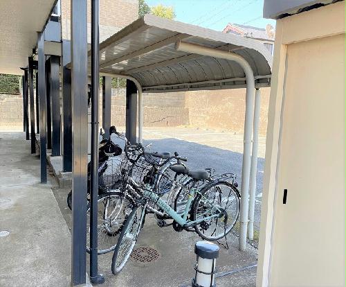 その他共有部分　屋根付き駐輪場