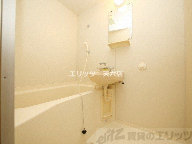 バス・シャワールーム　洗面