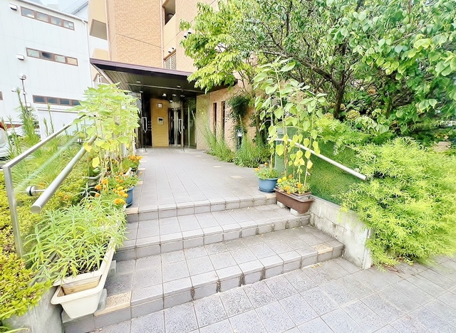 エントランス　オートロック