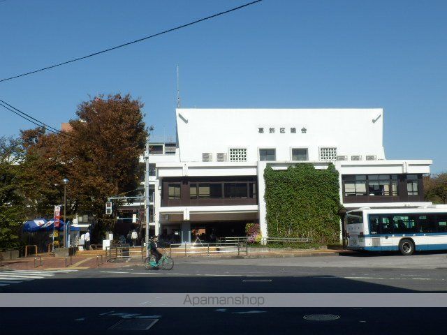 役所　葛飾区役所（役所）まで562m