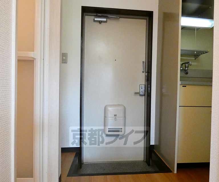 玄関　玄関です。