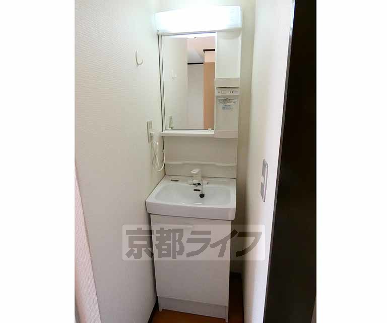 洗面設備　洗面台です。