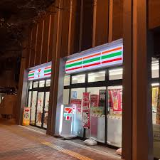 コンビニ　セブンイレブン 文京伝通院前店（コンビニ）まで164m