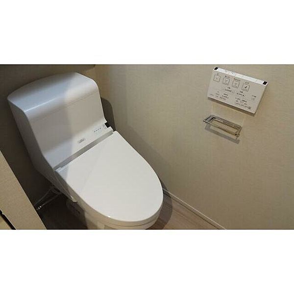 トイレ　※別室参考写真