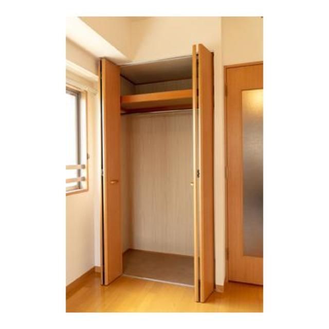 収納　（別タイプ参考写真）エスペラル池袋　豊島区南池袋２