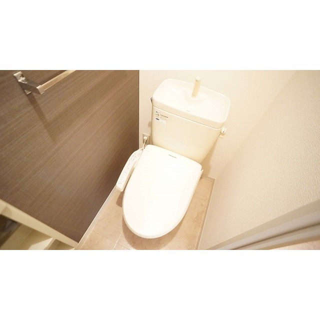 トイレ　シャワー付きトイレ（同仕様タイプ）