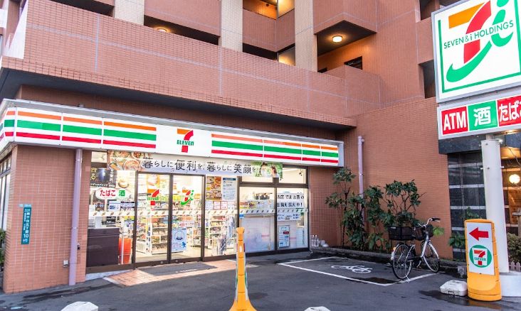 コンビニ　セブンイレブン荒川南千住5丁目店（コンビニ）まで230m