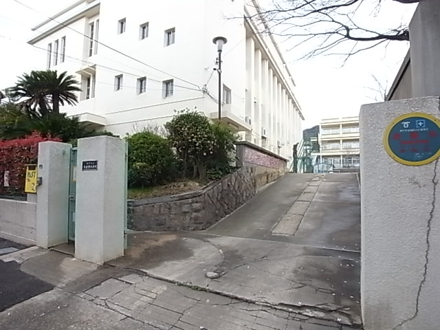 小学校　春日野小学校（小学校）まで642m