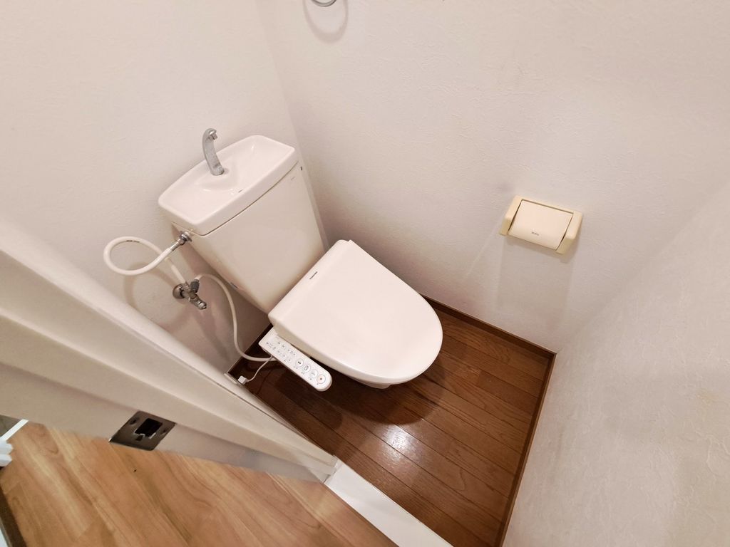 トイレ　トイレ