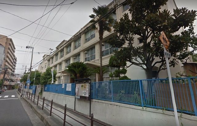 小学校　大阪市立都島小学校（小学校）まで1009m