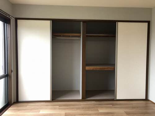 収納　洋室南収納
