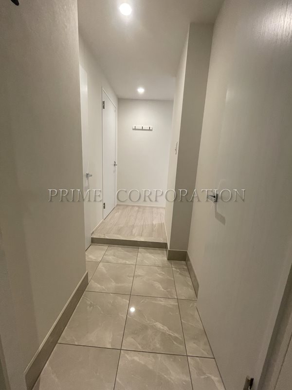 玄関　※参考写真※