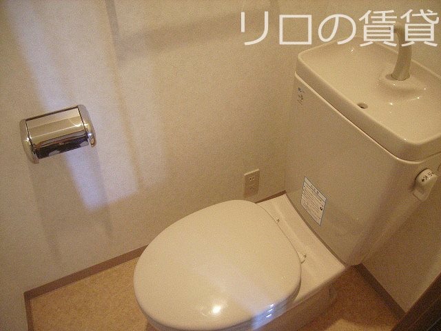 トイレ　別号室