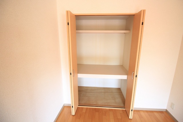 収納　洋室の収納