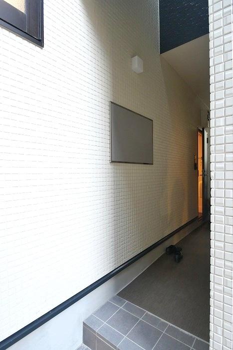 エントランス　独立洗面台付♪インターネット無料♪