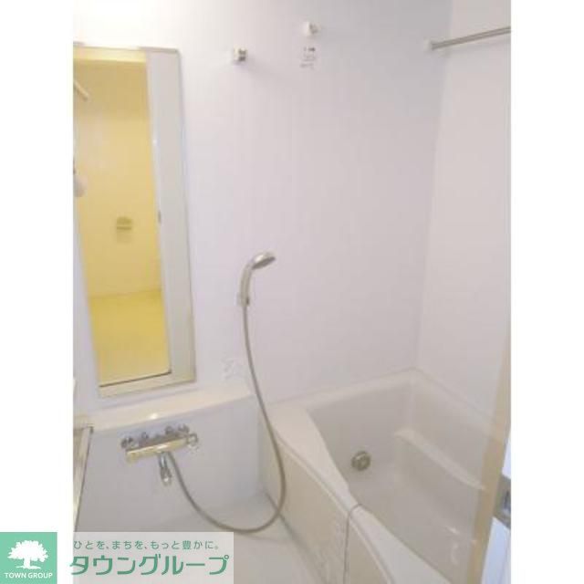 バス・シャワールーム　※写真は同タイプ住戸です。