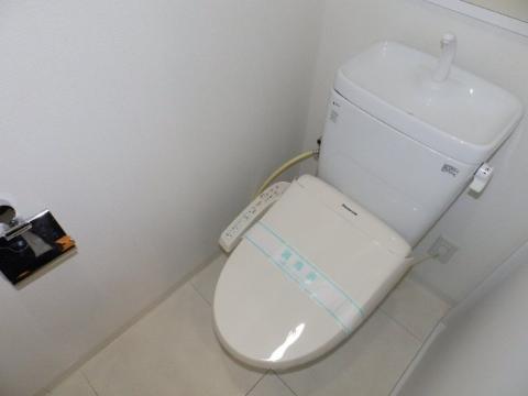 トイレ　シャワー付トイレ