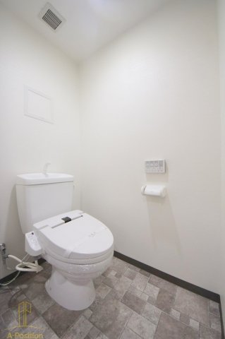 トイレ　クリスタルブライト天満橋リバーサイド