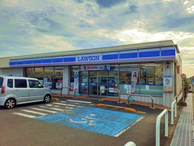 コンビニ　ローソン西安上店様（コンビニ）まで350m
