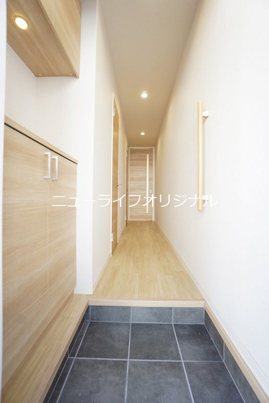 玄関　シューズクスのある玄関