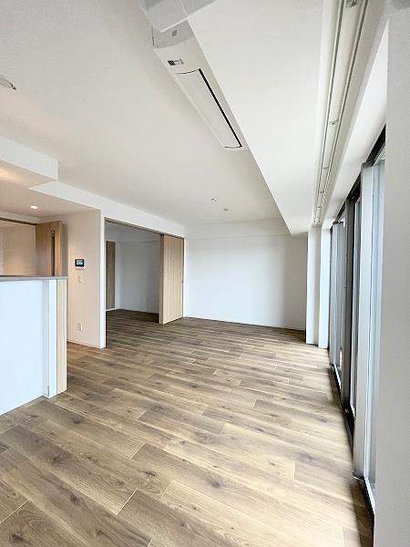 居室・リビング　LD12.8帖