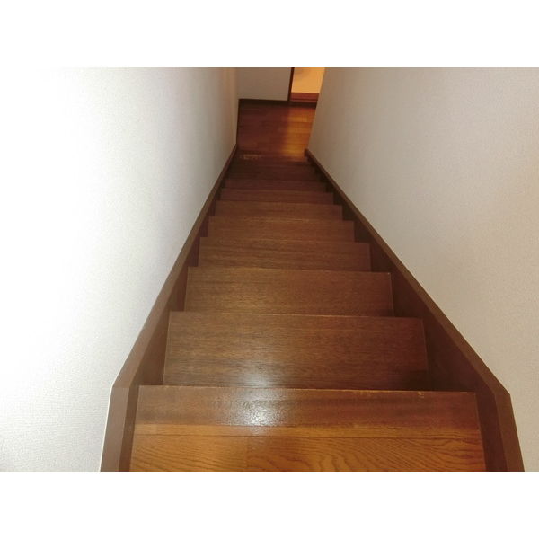 玄関　別号室内観です