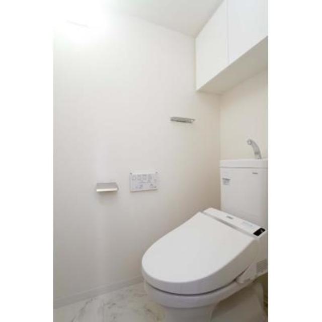 トイレ　※別部屋参考写真