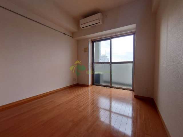 バルコニー　写真は同マンションの別部屋となります。