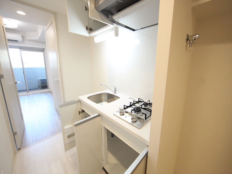 キッチン　システムキッチン（ガス2口コンロ付）