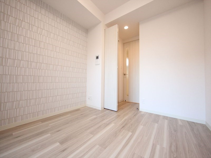 居室・リビング　洋室6.1帖　クローゼット付（収納充実してます）