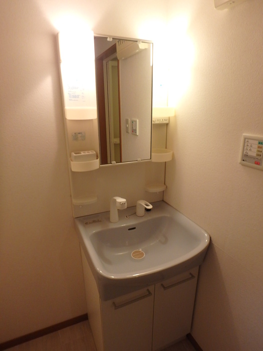 洗面設備　洗髪洗面化粧台