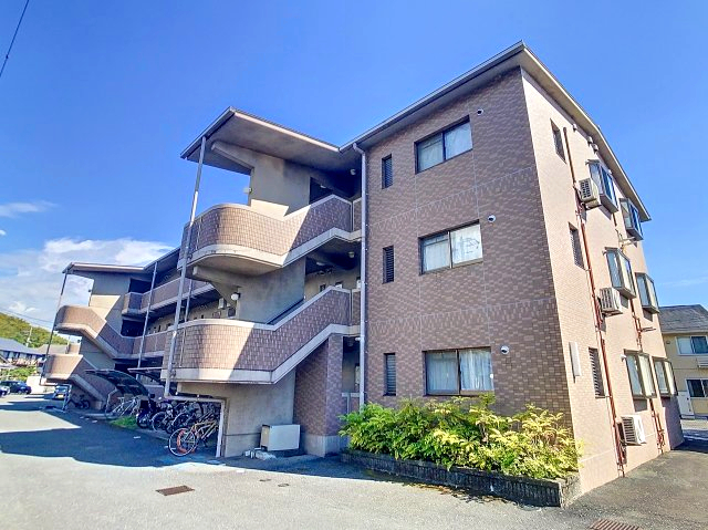 建物外観　2024年9月撮影