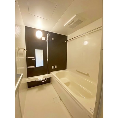 バス・シャワールーム　【南向きの広々リビング♪】