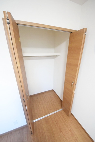 収納　【南向きの広々リビング♪】