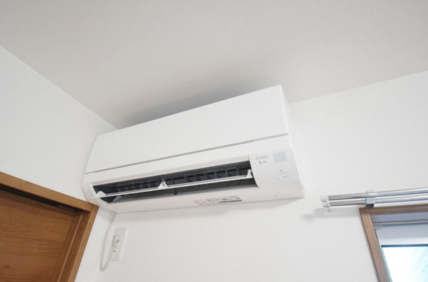 その他設備　【南向きの広々リビング♪】