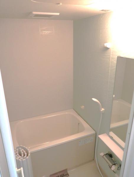 バス・シャワールーム　バストイレ別