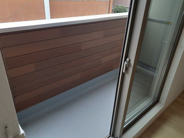 バルコニー　バルコニー